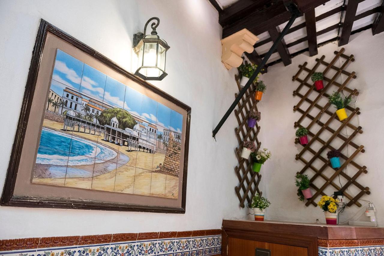 Hostal San Francisco Cadiz Luaran gambar