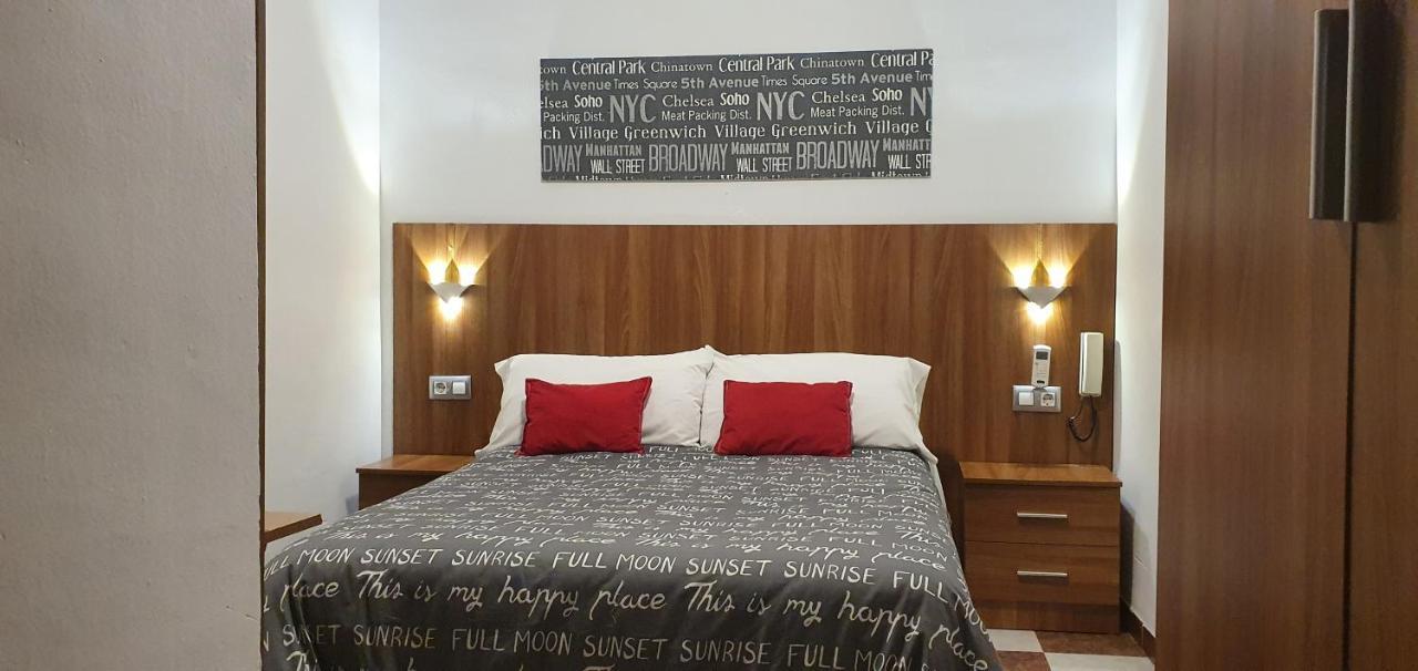 Hostal San Francisco Cadiz Luaran gambar