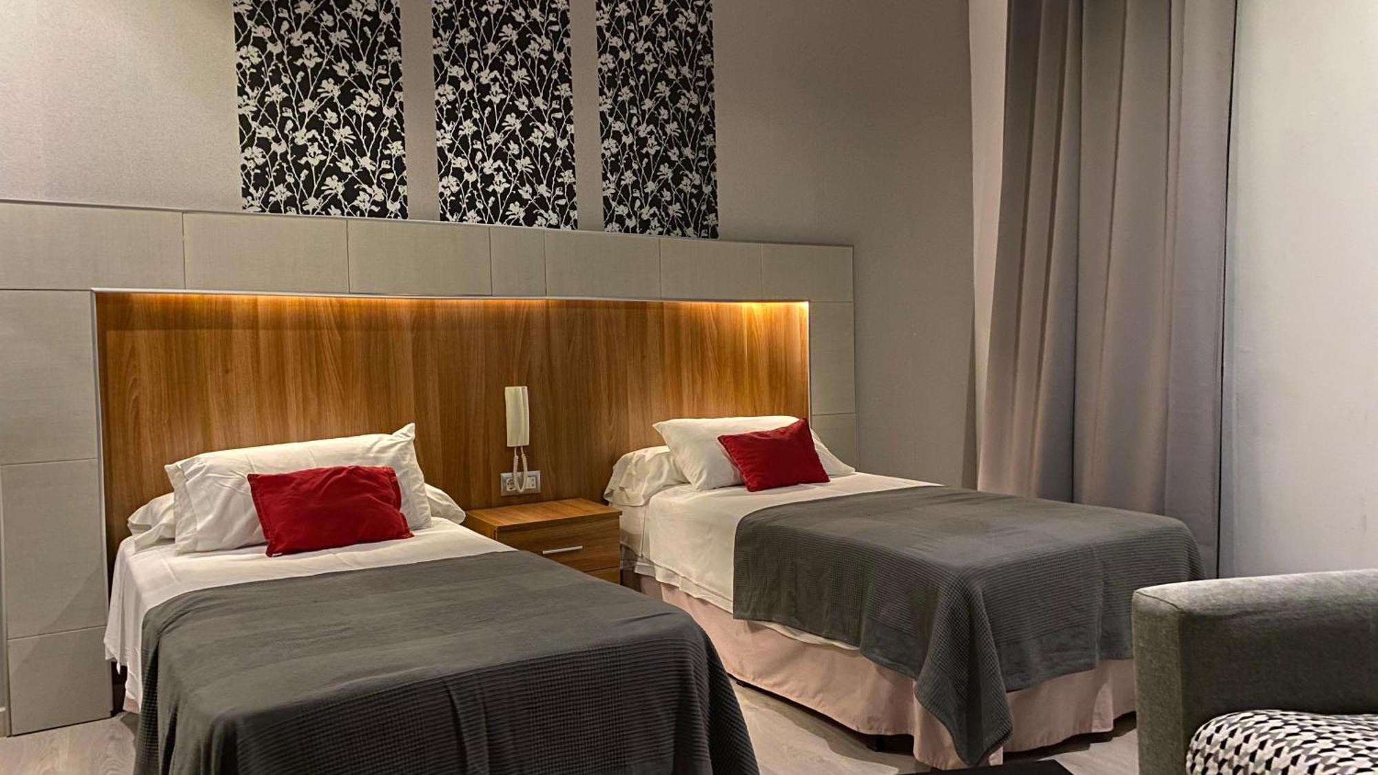 Hostal San Francisco Cadiz Luaran gambar